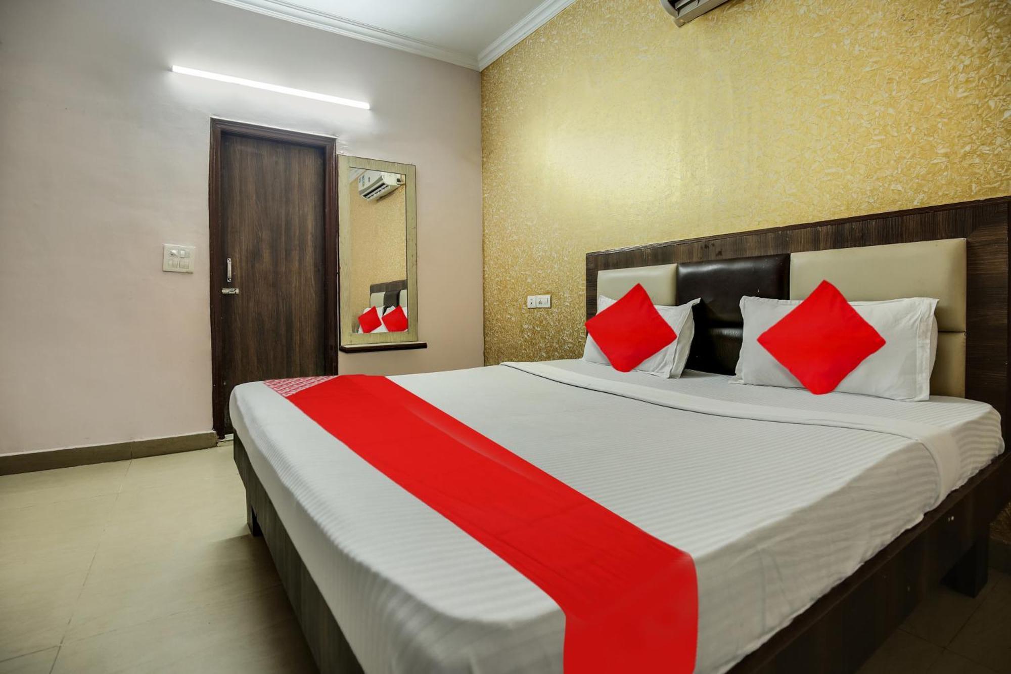 Hotel O Royal Mohali Exterior foto